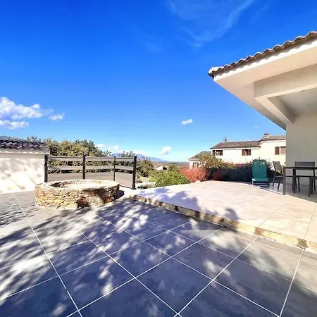 Maison Recente Avec Piscine Venzolasca