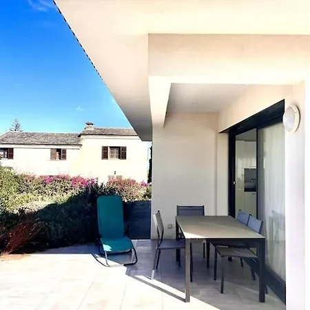 Maison Recente Avec Piscine Villa *